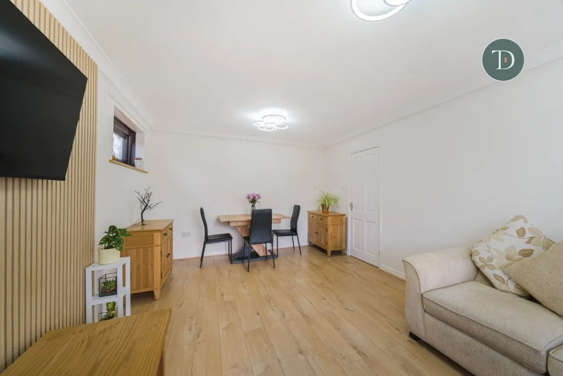 Saxon Way, Great Sutton, CH66 2YF, photo 5