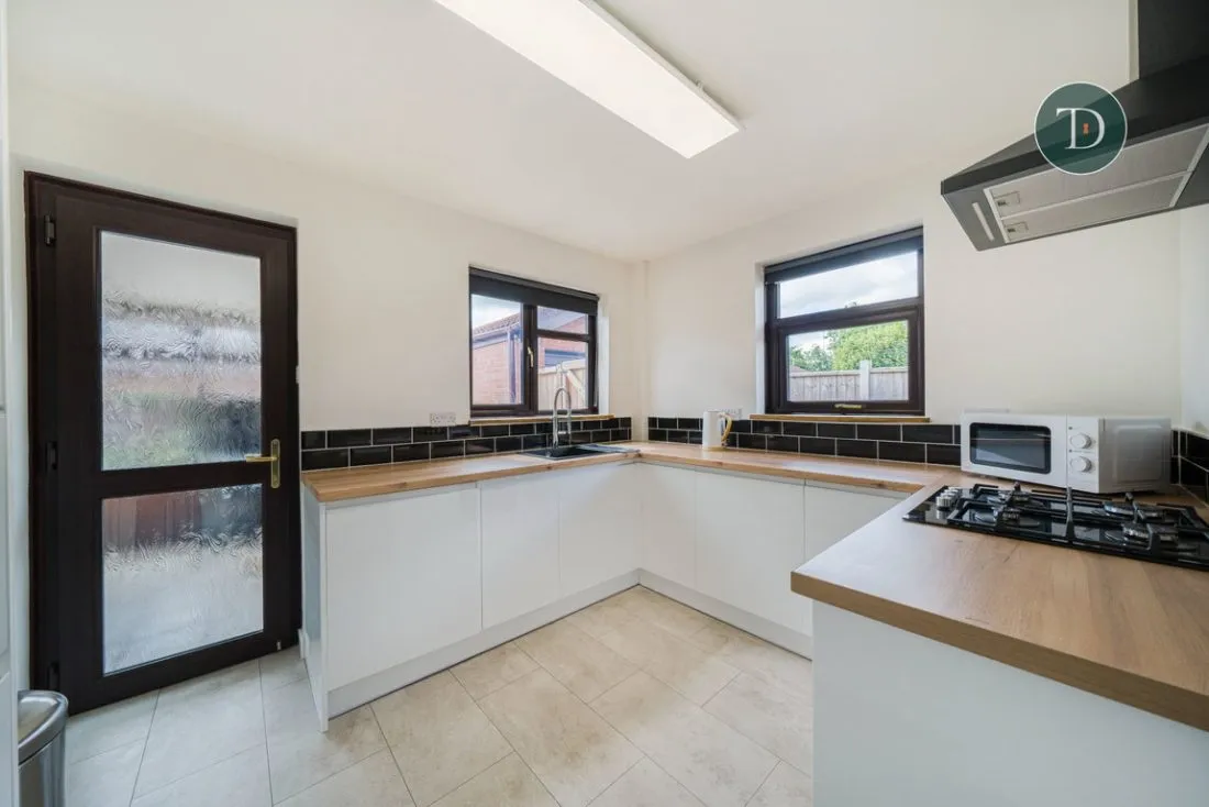 Saxon Way, Great Sutton, CH66 2YF, photo 6