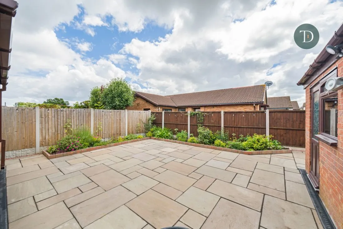 Saxon Way, Great Sutton, CH66 2YF, photo 18