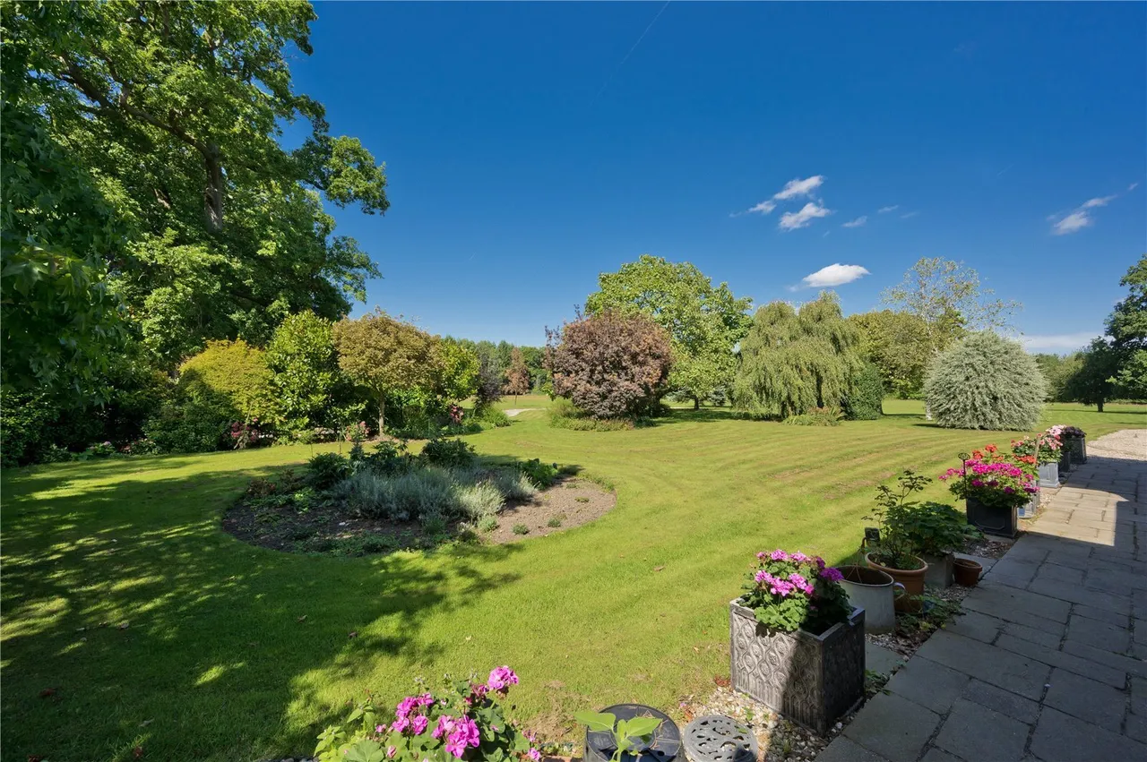 Sutton Park, Sutton Green, GU4, photo 18