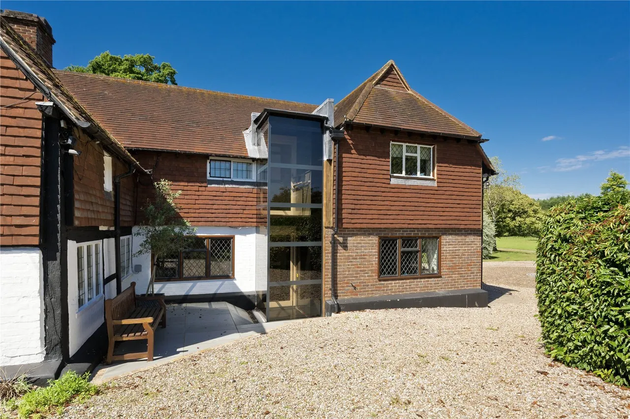 Sutton Park, Sutton Green, GU4, photo 29
