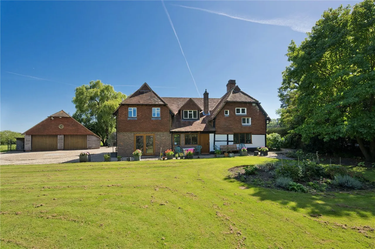 Sutton Park, Sutton Green, GU4, photo 28