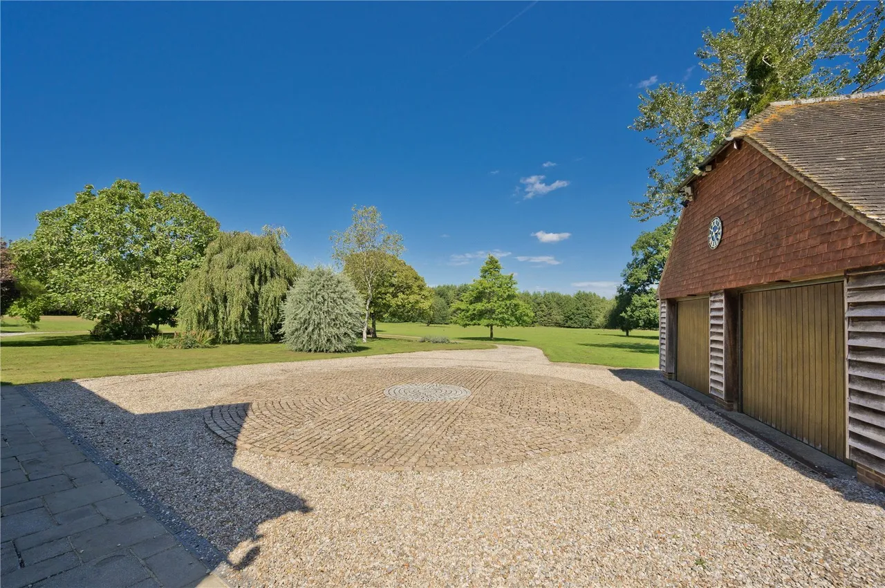 Sutton Park, Sutton Green, GU4, photo 19