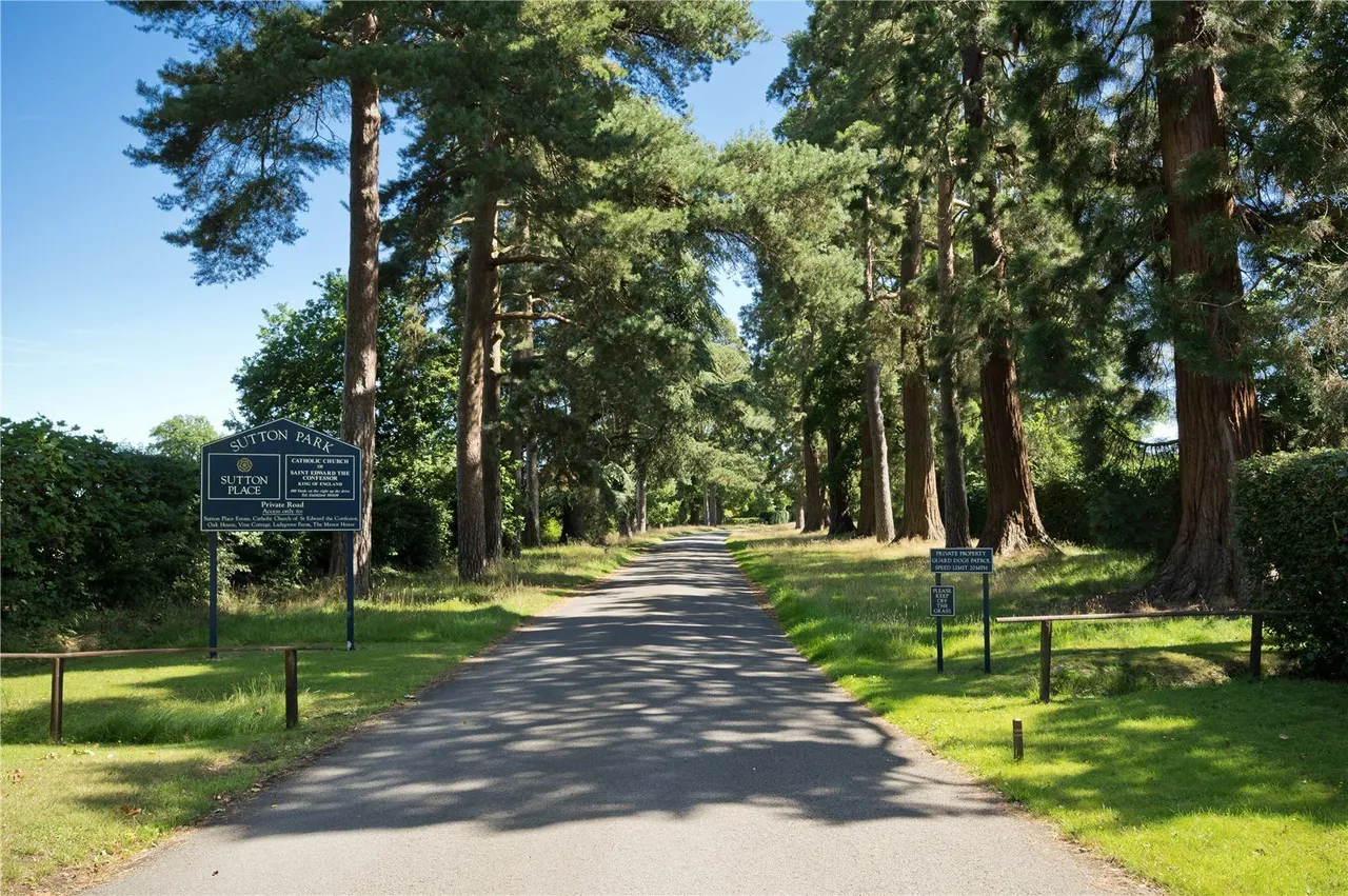 Sutton Park, Sutton Green, GU4, photo 27