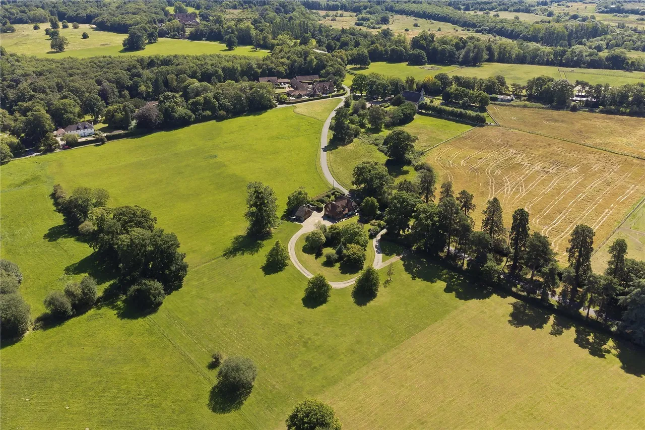 Sutton Park, Sutton Green, GU4, photo 31
