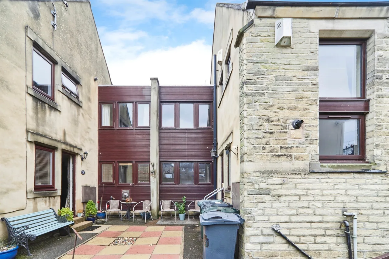 Belgrave Road, Bingley, photo 10