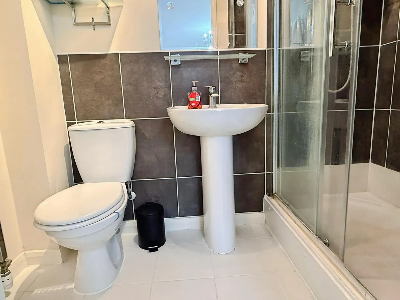 Copgrove Close, Hamilton, LE5, photo 15