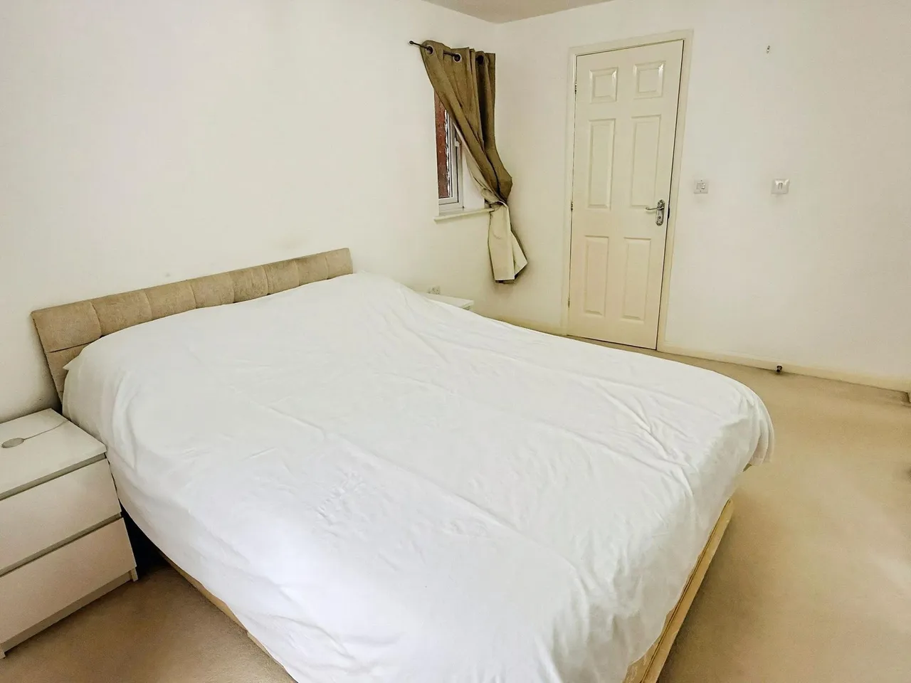 Copgrove Close, Hamilton, LE5, photo 14