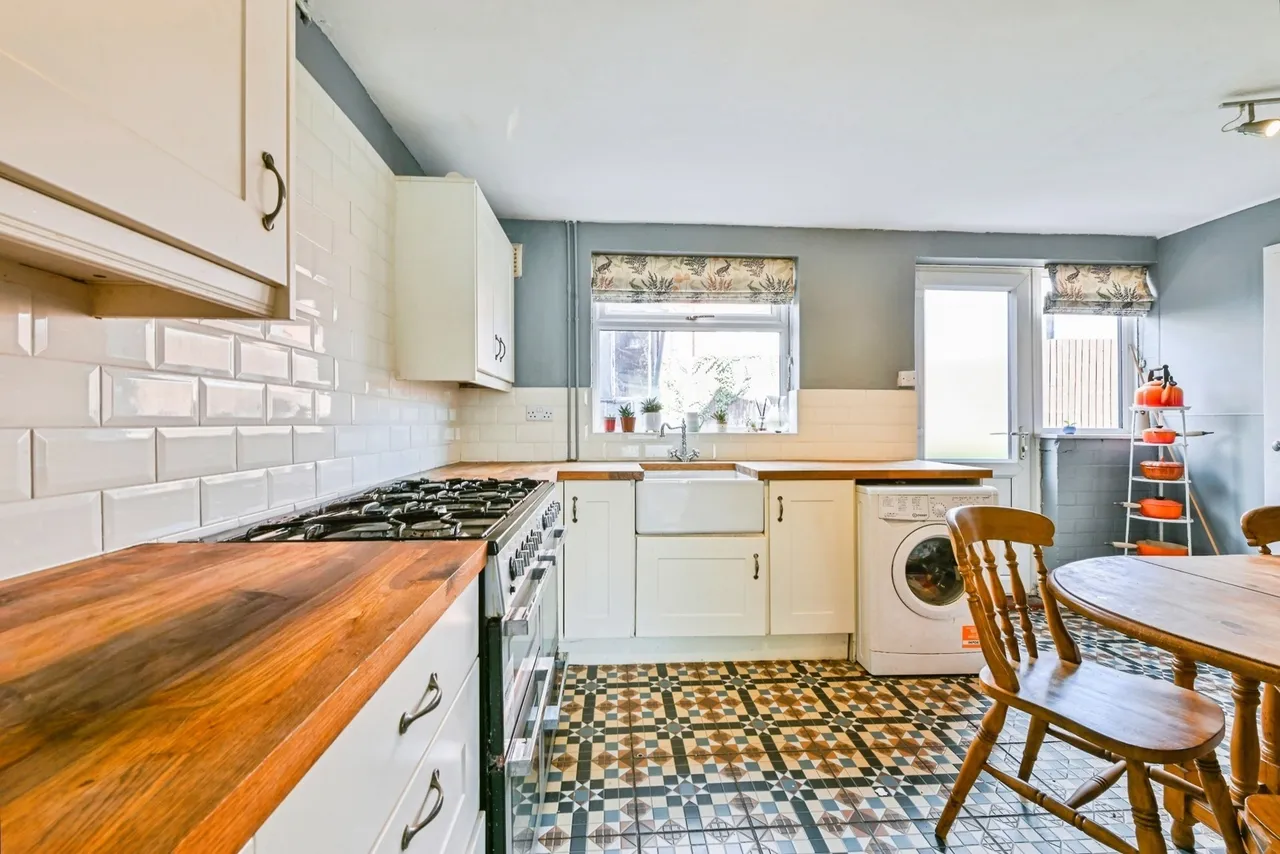 Denewood Crescent, NG8, photo 4