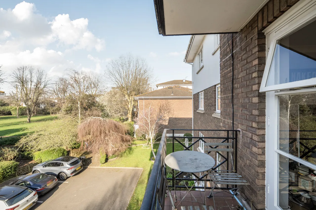 152 Brompton Park Crescent, London, photo 10