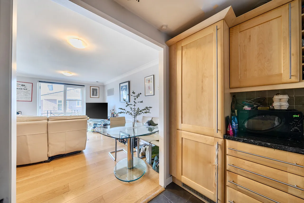 152 Brompton Park Crescent, London, photo 5