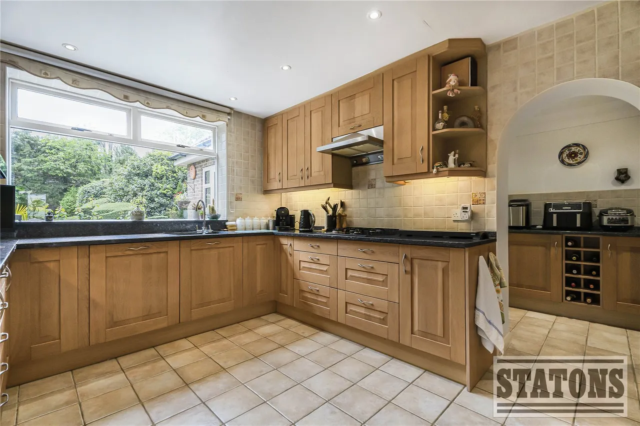 Parkgate Avenue, Hadley Wood, EN4 0NN, photo 11