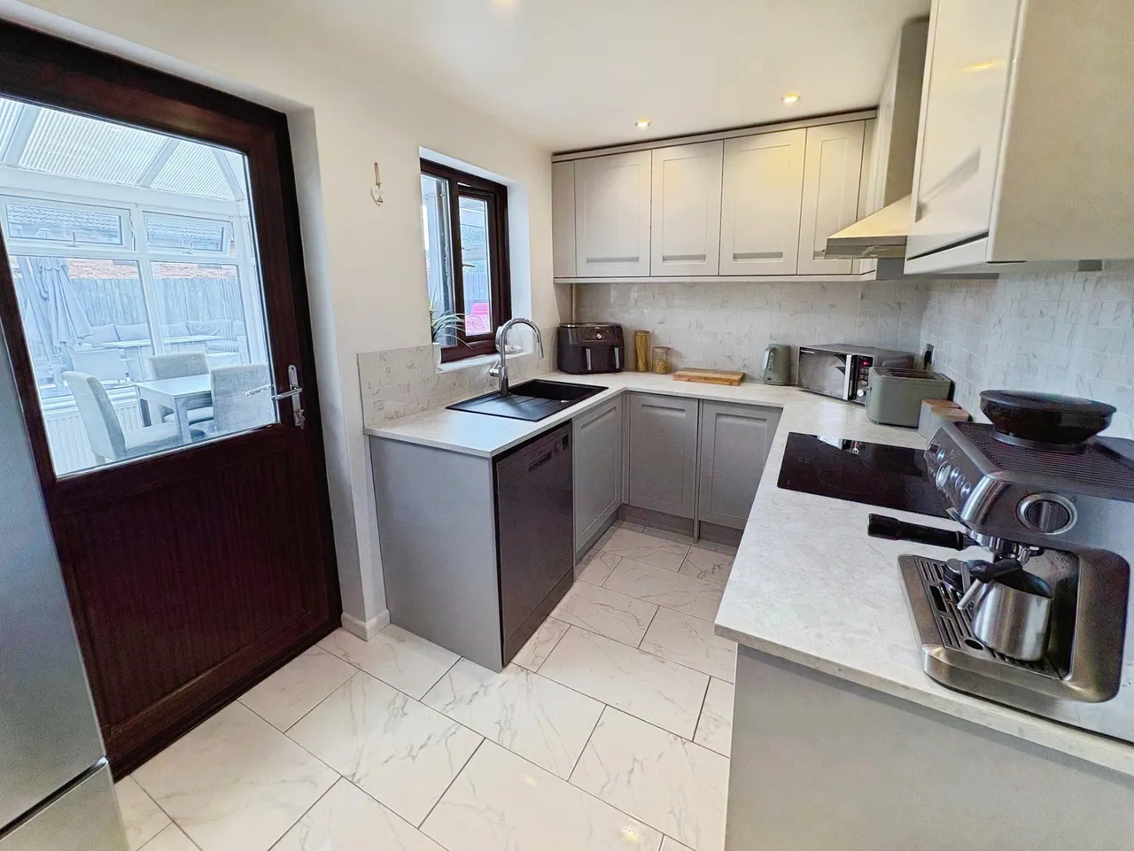 Laburnum Drive, Porthcawl, CF36 5UA, photo 4