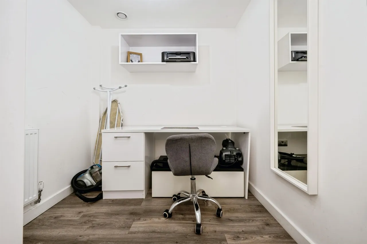 Dudley Street, Luton, LU2, photo 6