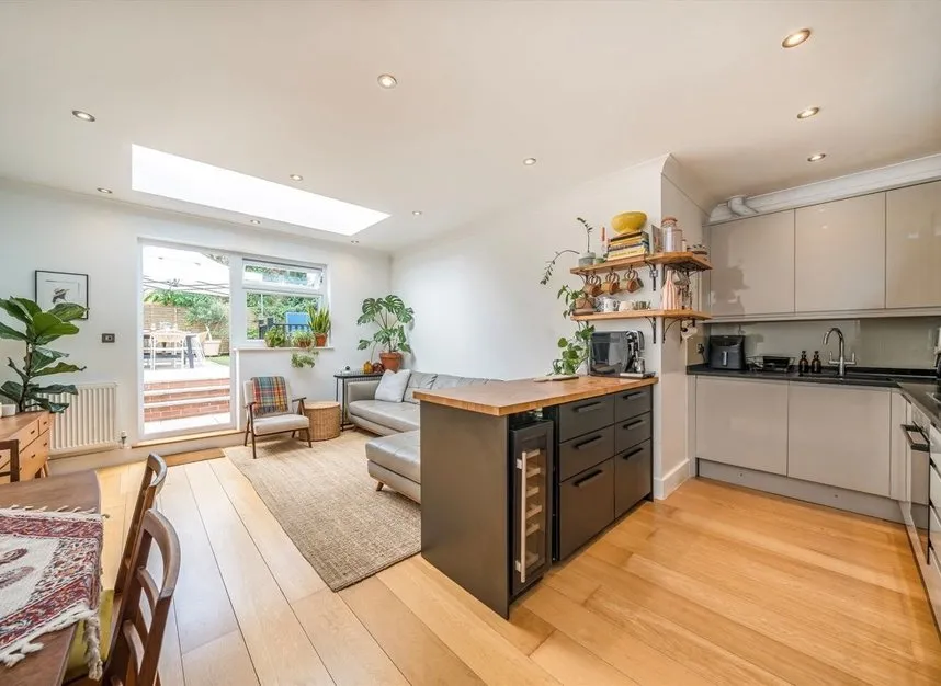 St Andrews Road, Acton, W3, photo 6