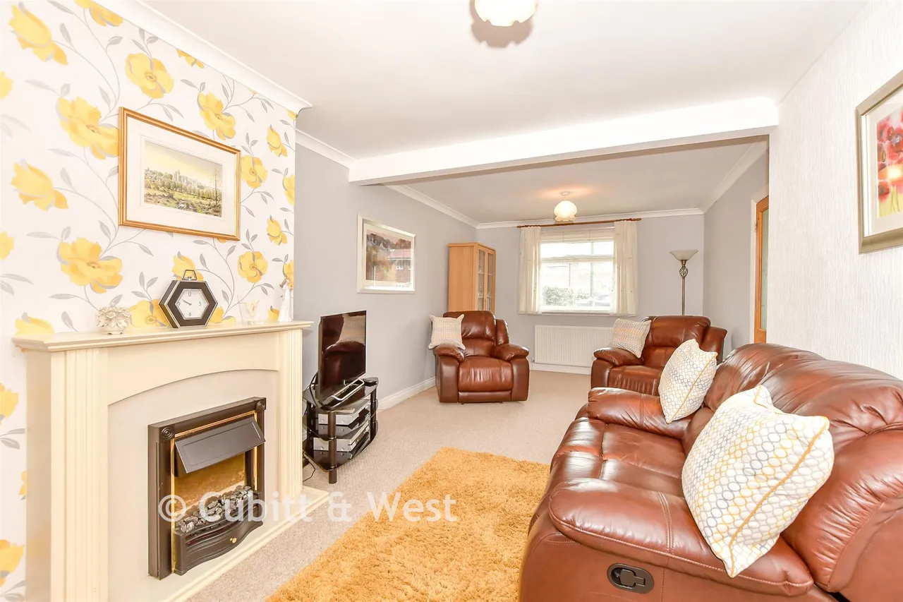 Lidsey Road, Woodgate, PO20, photo 4