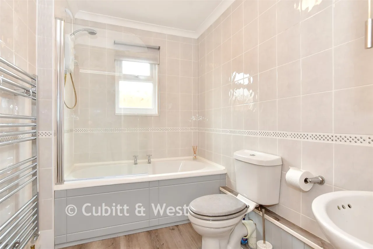 Lidsey Road, Woodgate, PO20, photo 8