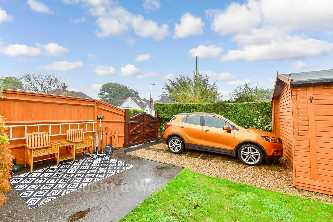 Lidsey Road, Woodgate, PO20, photo 14