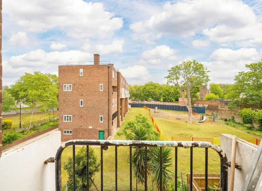 Summit Estate, Stoke Newington, N16, photo 6