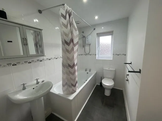 2 bed property to rent, Addenbrooke Drive, Liverpool, L24