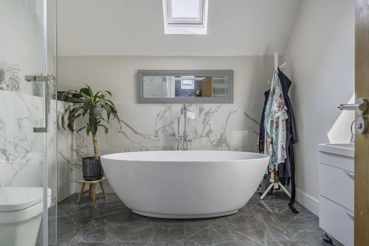 Oaksey, Malmesbury, SN16, photo 8