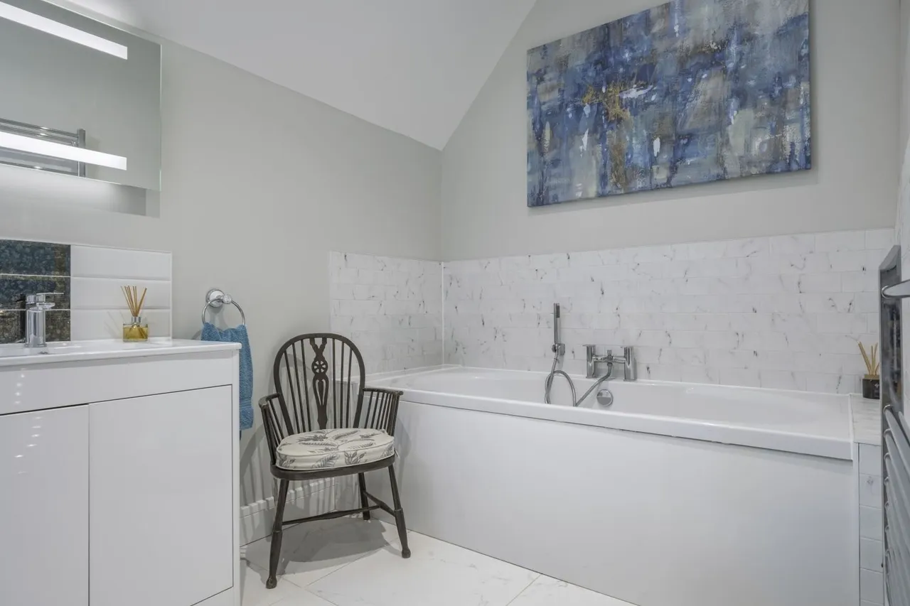 Oaksey, Malmesbury, SN16, photo 11