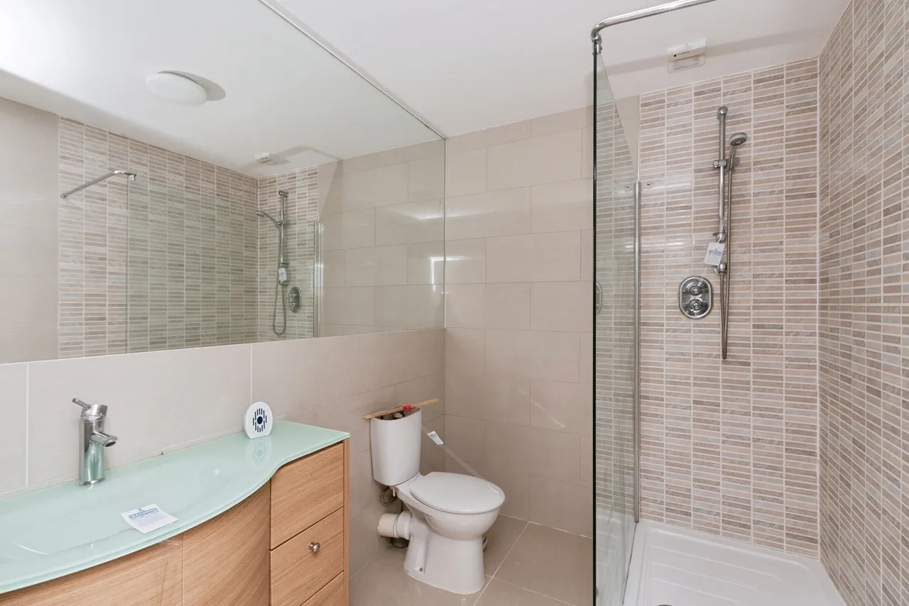 London Road, Camberley, GU15, photo 8