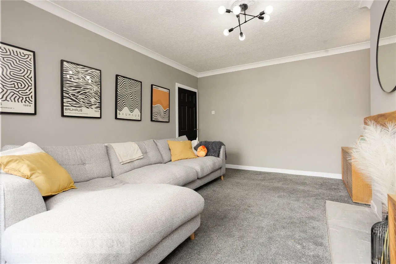 Ripponden Road, Moorside, OL4, photo 8