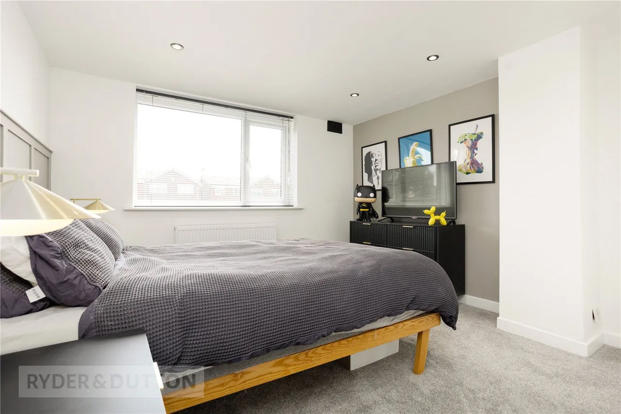 Ripponden Road, Moorside, OL4, photo 22