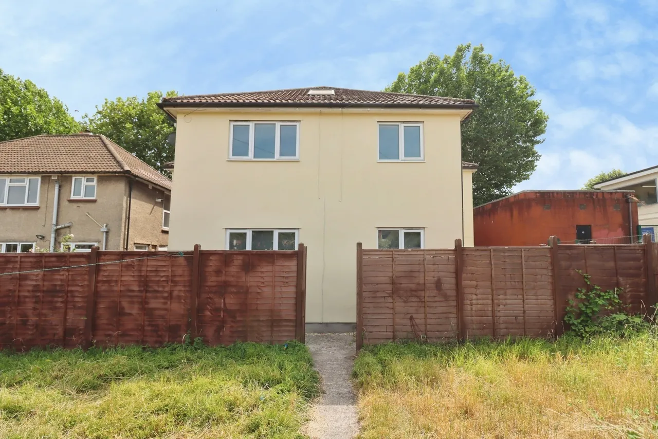 Staple Hill Road, Bristol, BS16, photo 16