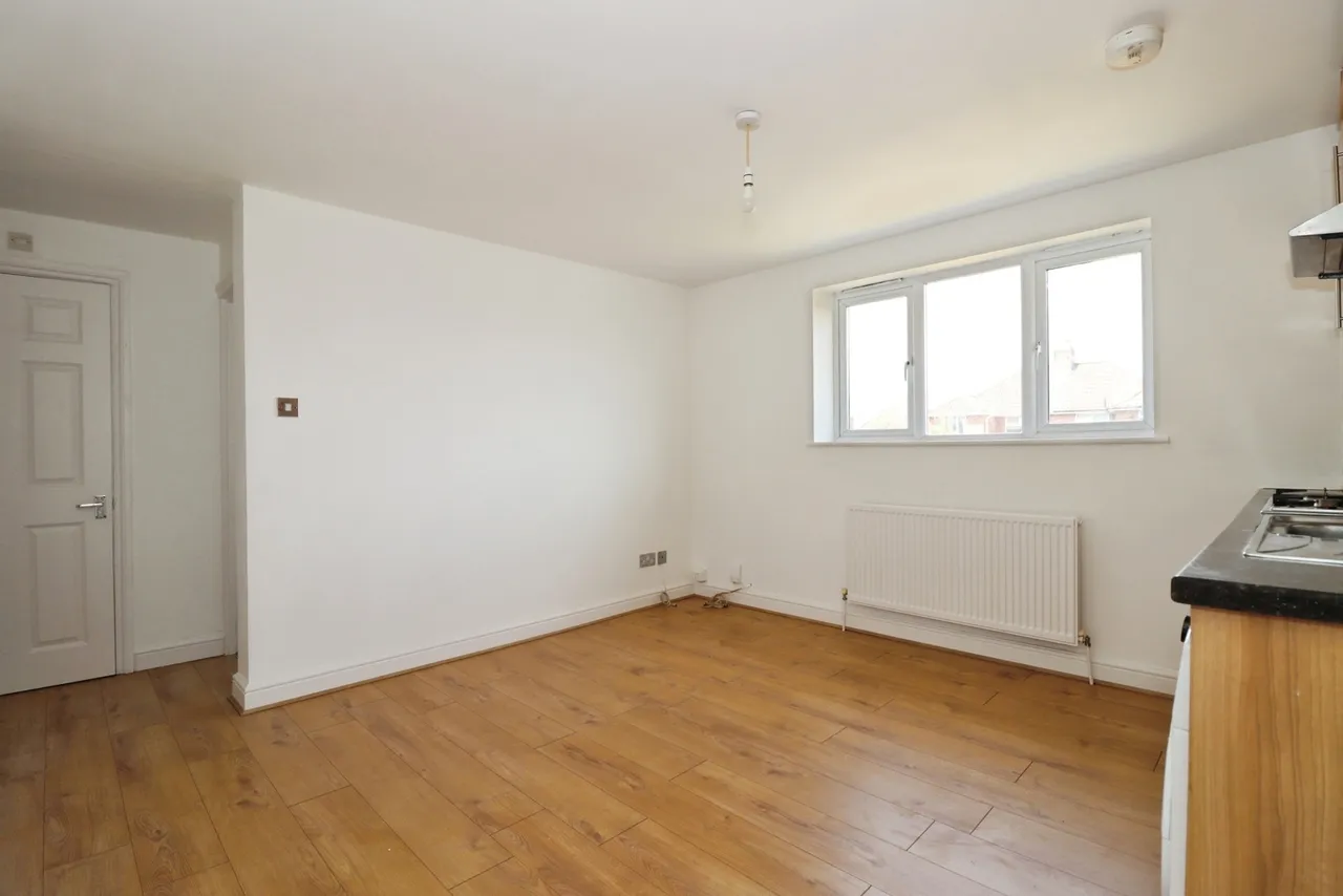 Staple Hill Road, Bristol, BS16, photo 9