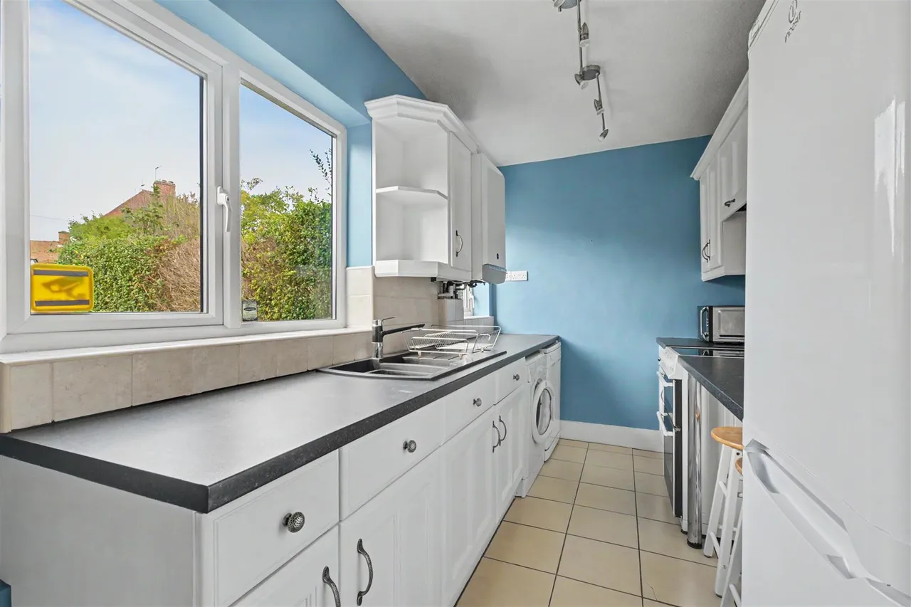 Olton Avenue, Lenton Abbey, NG9, photo 4