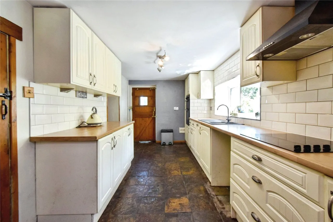 Llandyfan, Ammanford, SA18, photo 4