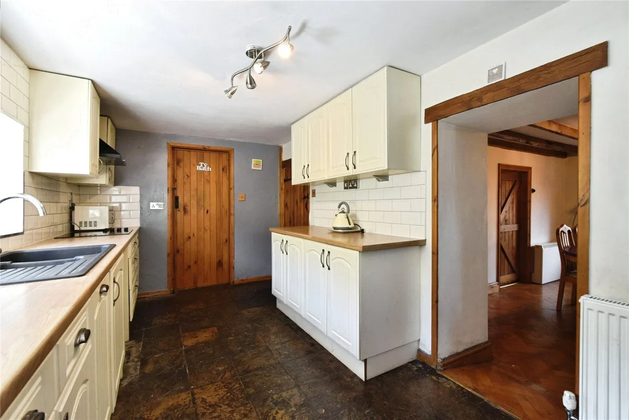 Llandyfan, Ammanford, SA18, photo 16