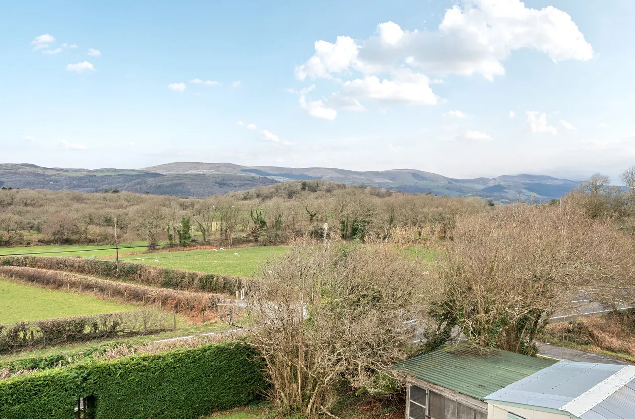 Furnace, Machynlleth, photo 18