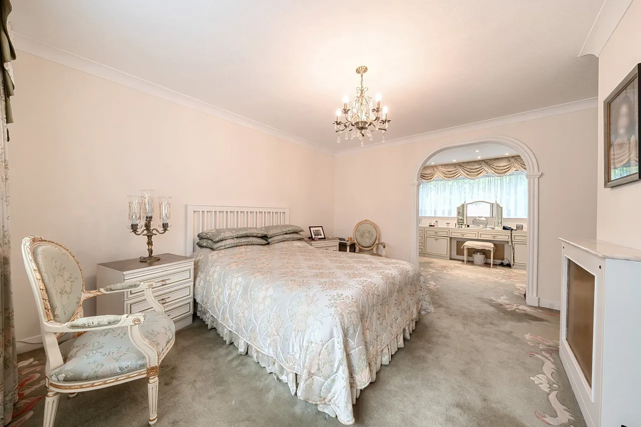 Watford Road, Northwood, HA6, photo 16