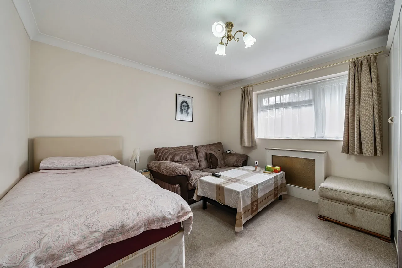 Watford Road, Northwood, HA6, photo 19