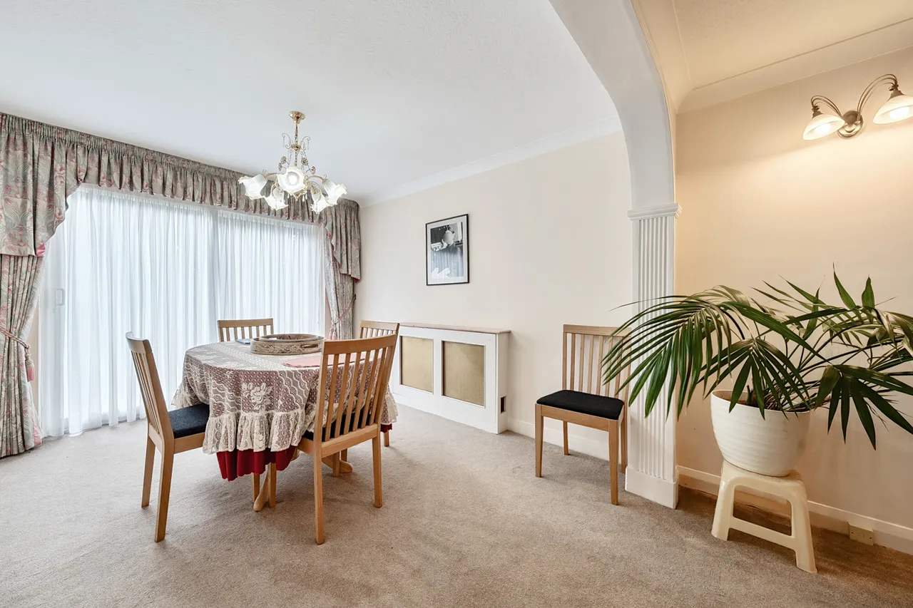 Watford Road, Northwood, HA6, photo 6