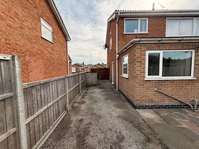 Kensington Avenue, Loughborough, LE11, photo 17