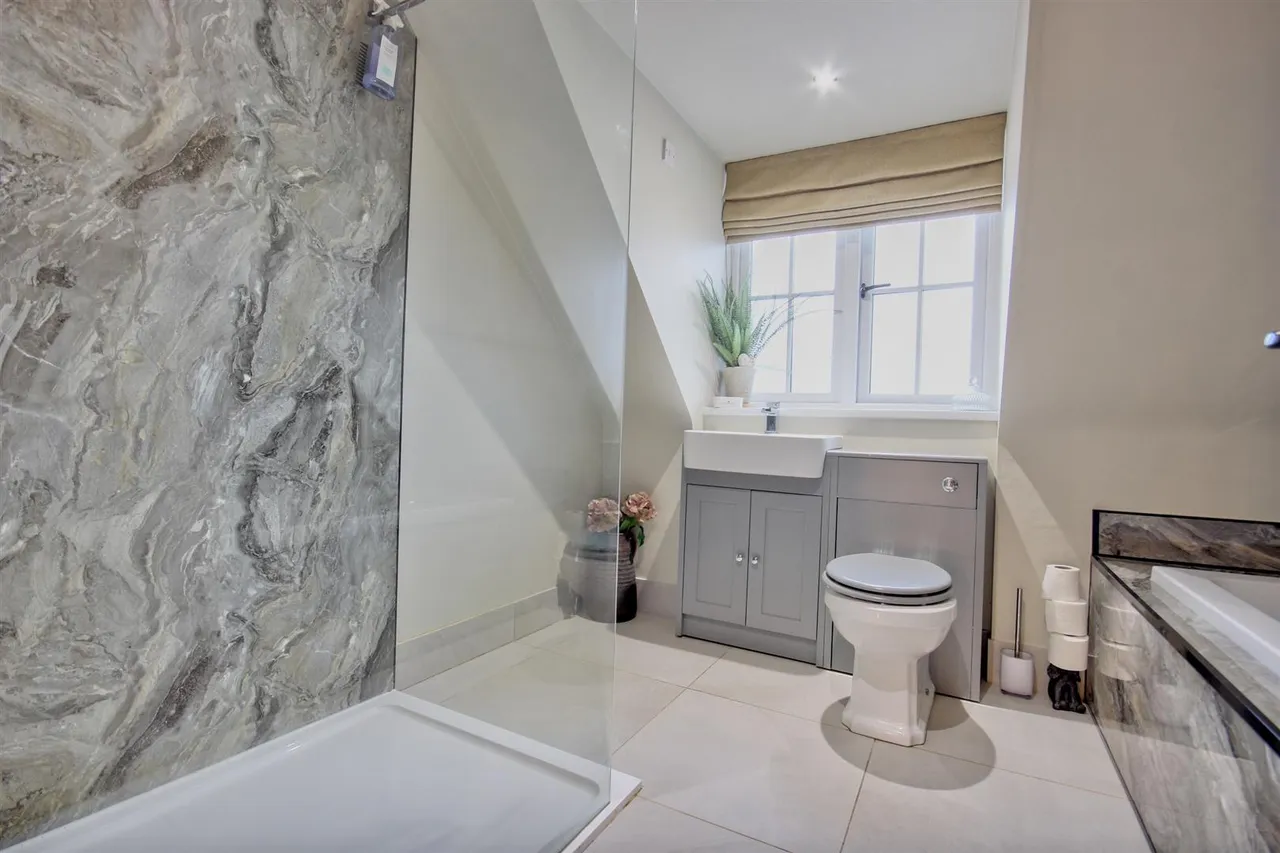 Arram Road, Leconfield, Beverley, photo 16