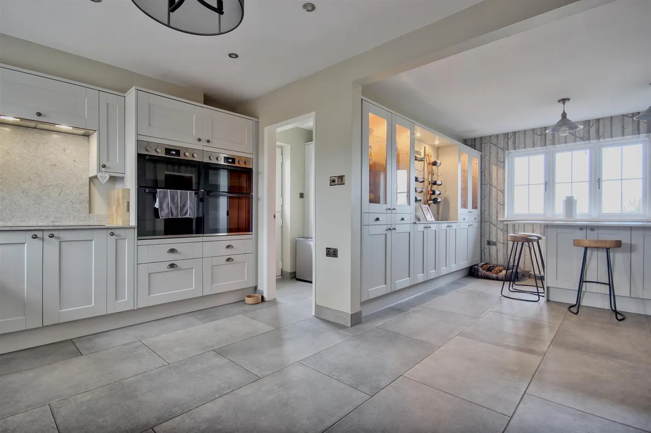 Arram Road, Leconfield, Beverley, photo 18