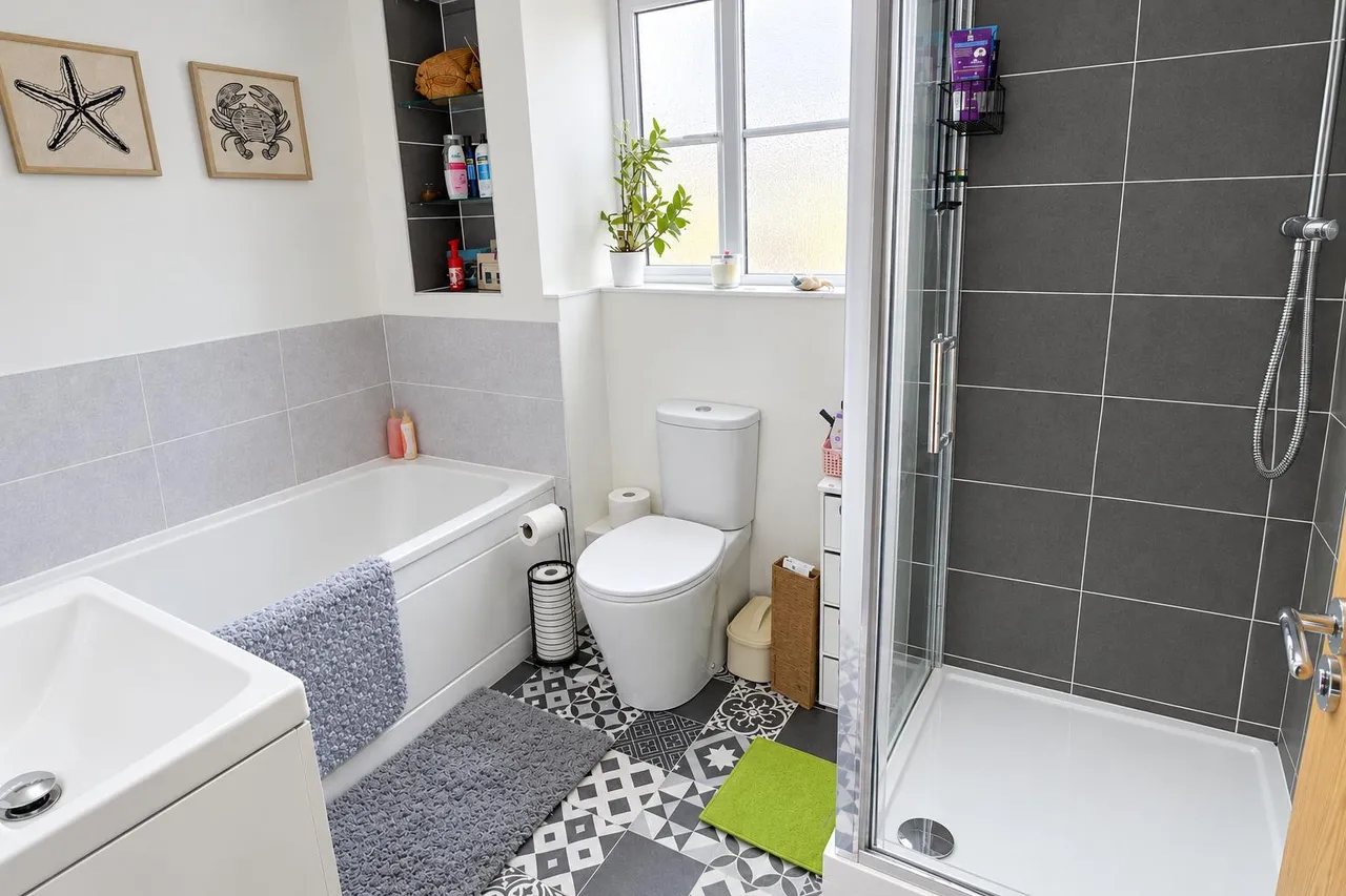 Polar Avenue, Nuneaton, CV10, photo 5