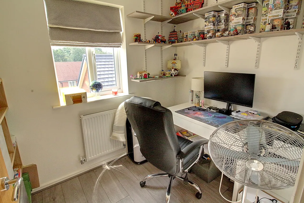 Polar Avenue, Nuneaton, CV10, photo 11