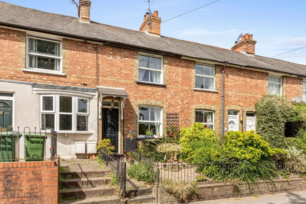 2 bed house for sale, Aylesbury Road, Wendover, HP22