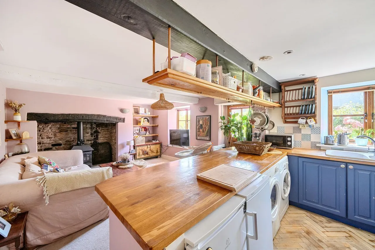 Wookey Hole, Nr Wells, BA5, photo 2