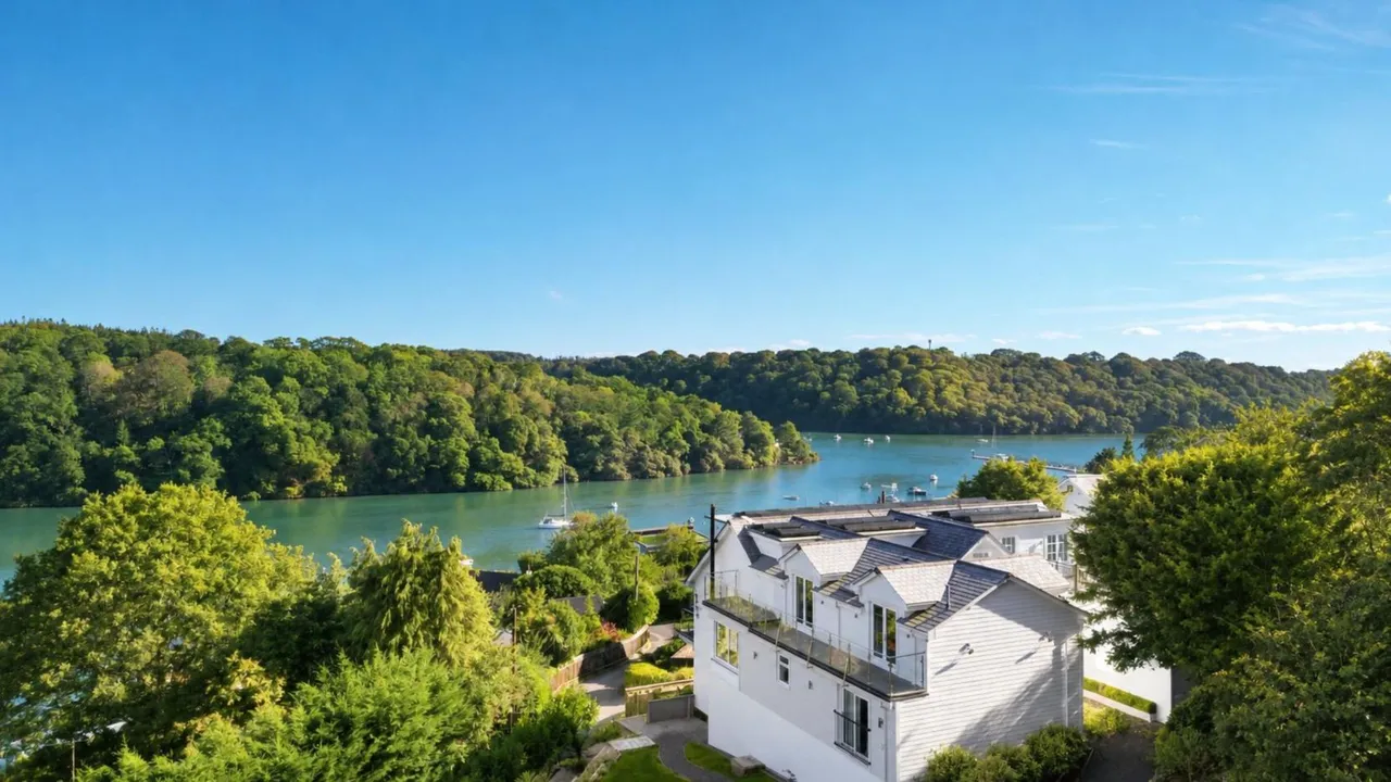 5 bed house for sale, Bar Meadows, Malpas, TR1