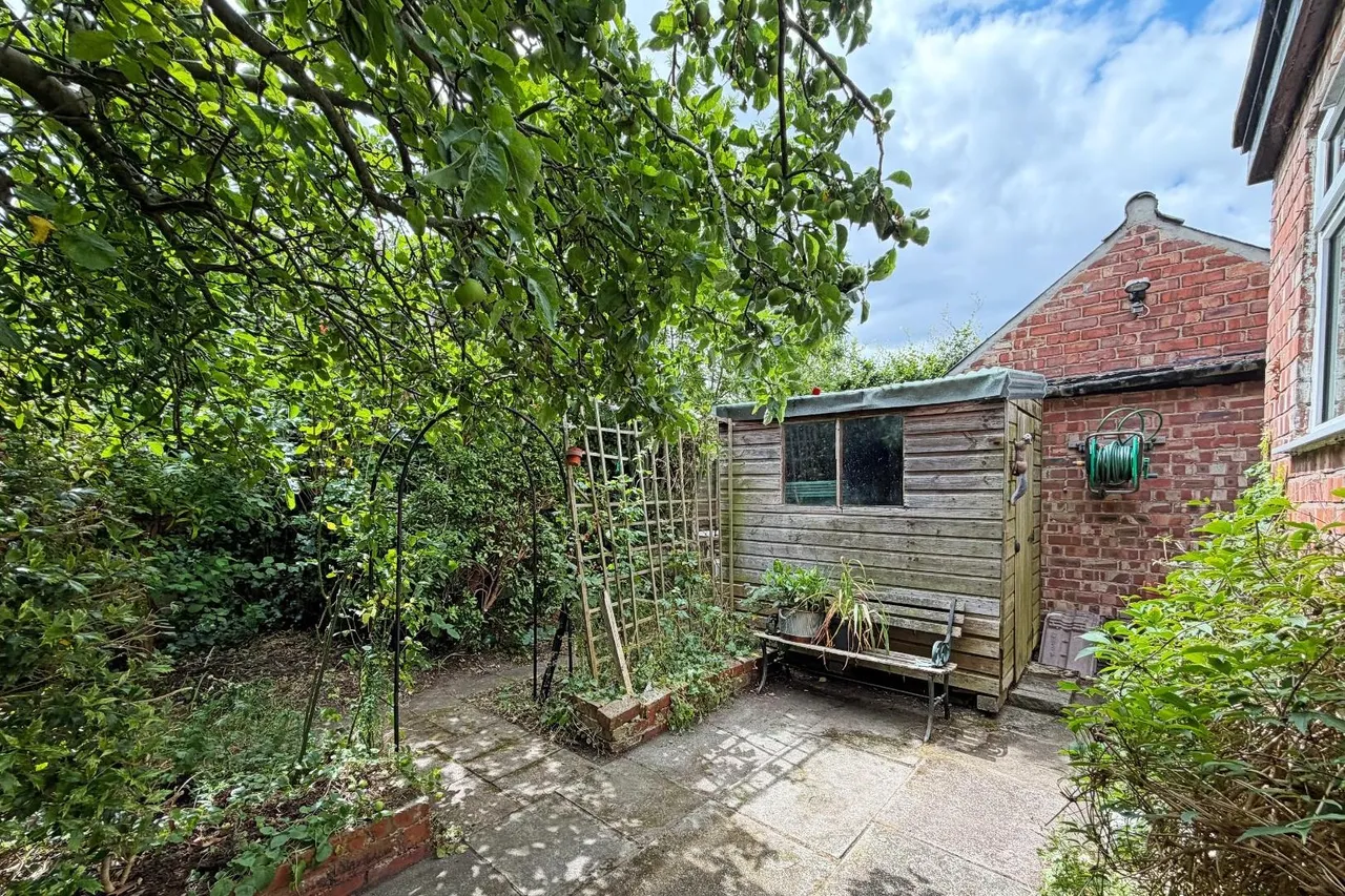 Greenway Road, Timperley WA15 6BL, photo 21