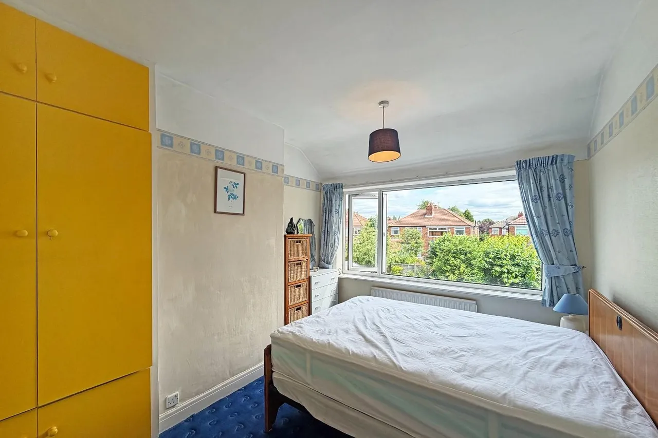 Greenway Road, Timperley WA15 6BL, photo 12