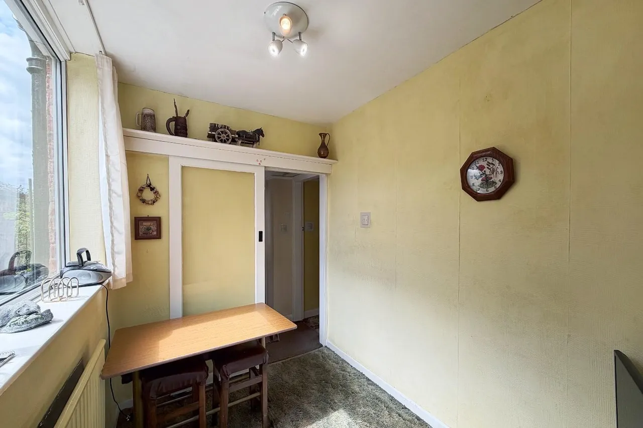 Greenway Road, Timperley WA15 6BL, photo 31