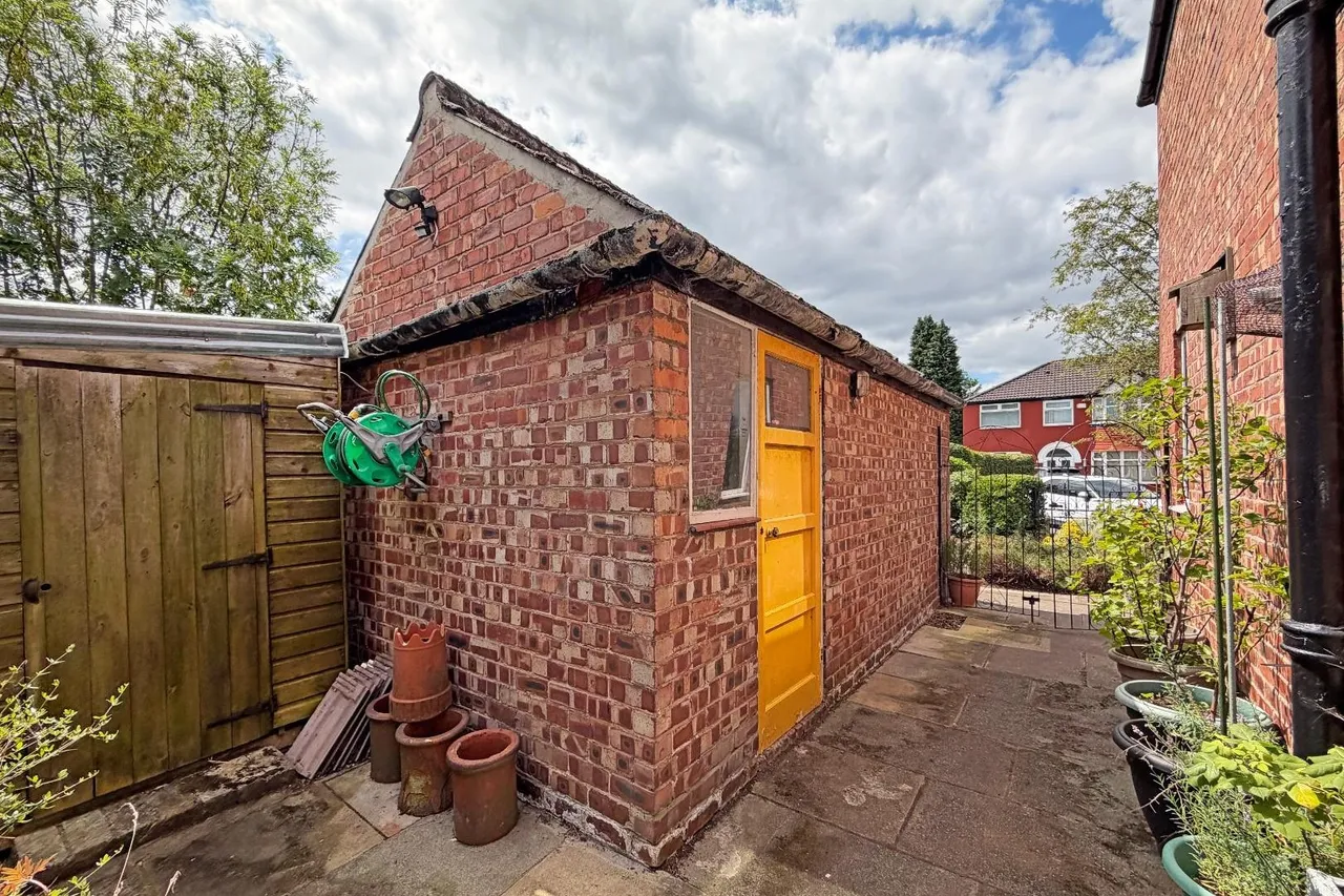 Greenway Road, Timperley WA15 6BL, photo 25
